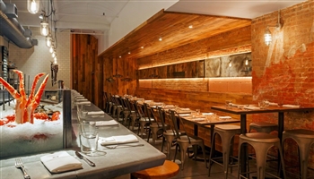 CULL + PISTOL OYSTER BAR | Chelsea Market, New York City